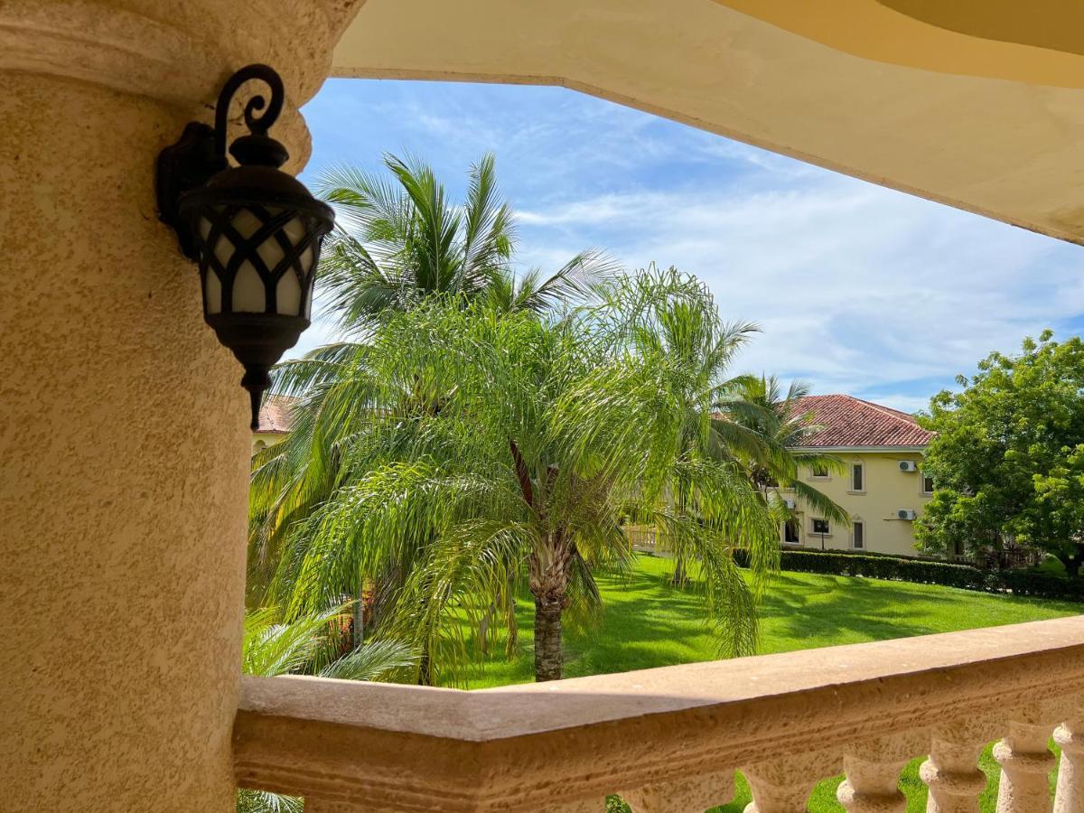 La Ensenada Beach Resort Tela Eksteriør billede