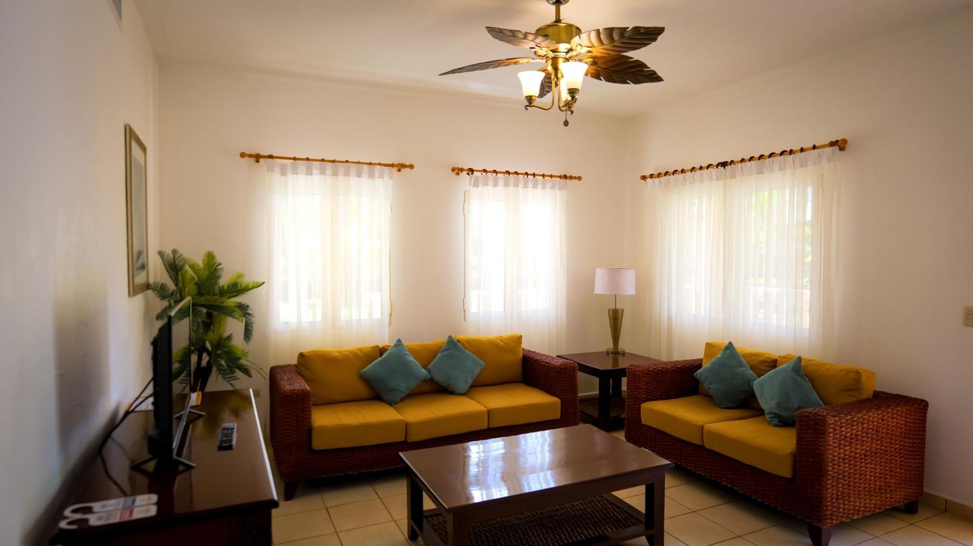 La Ensenada Beach Resort Tela Eksteriør billede