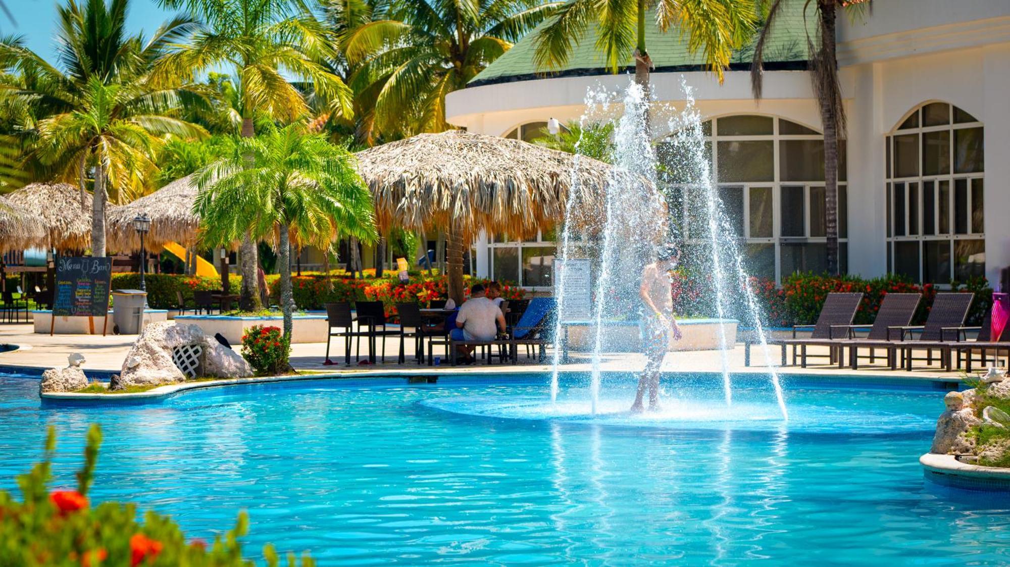 La Ensenada Beach Resort Tela Eksteriør billede
